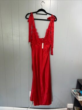 NWT Victoria’s Secret Red Satin Nightgown Size Large
